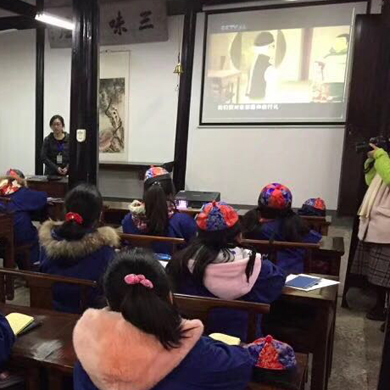 參加假日活動(dòng)需要注意什么