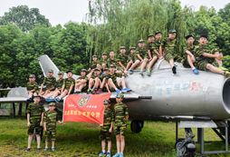為什么國慶軍事營活動(dòng)社會(huì)反響這么好？