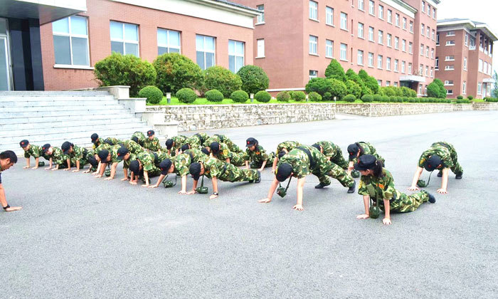 吉林軍訓(xùn)夏令營(yíng)有哪些