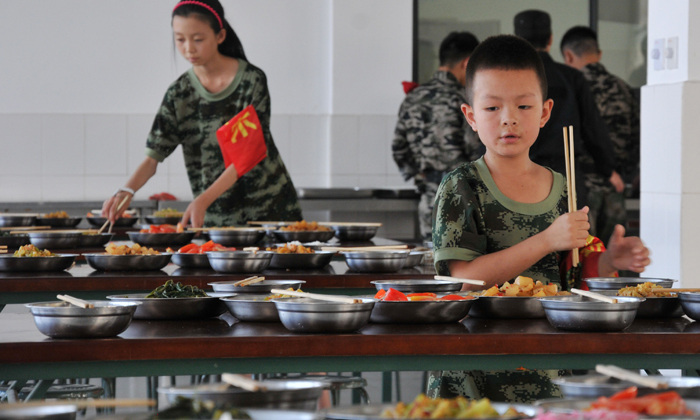 濟(jì)南少年軍校夏令營(yíng)五天課程讓孩子真正成長(zhǎng)
