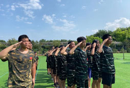 濟南軍事夏令營課程特色是什么？