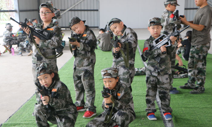 濟南軍事夏令營少兒活動讓孩子積極健康成長