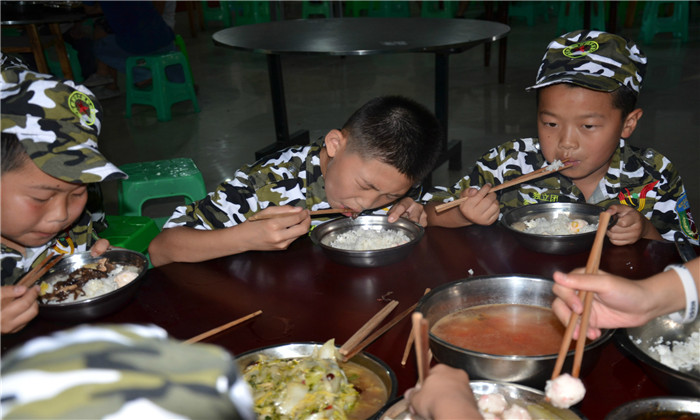 景德鎮(zhèn)少兒軍訓夏令營收費標準是