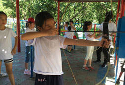 參加井岡山小學(xué)生夏令營(yíng)給孩子一個(gè)有意義的暑假