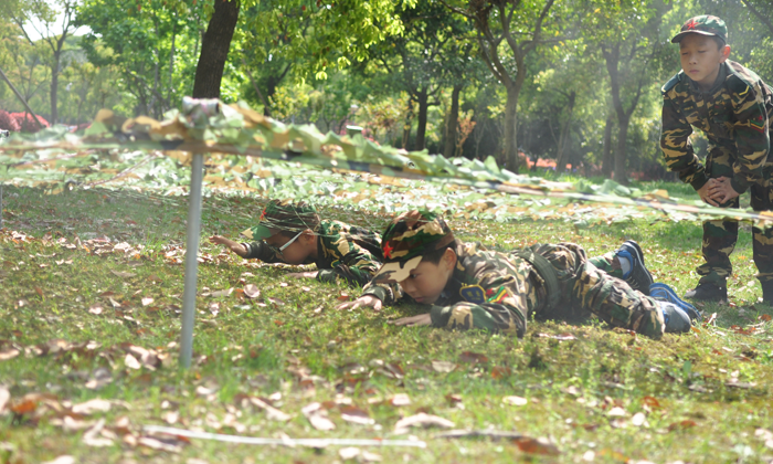 參加軍事?tīng)I(yíng)帶你體驗(yàn)軍旅生活