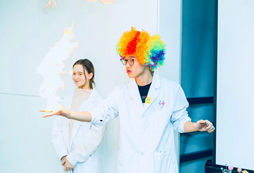 美式外教科學(xué)營