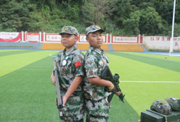 國內(nèi)有沒有軍旅體驗夏令營？