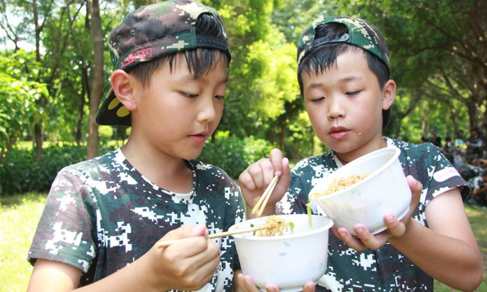 我們營員都是相親相愛的一家人.jpg