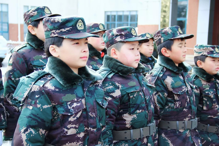 軍事體驗(yàn)營