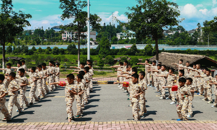 軍事夏令營好不好