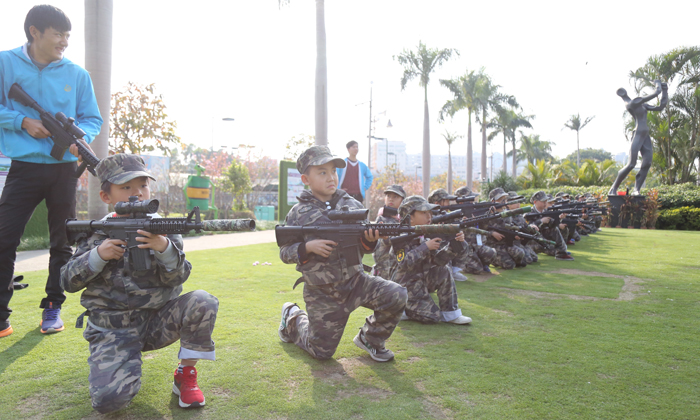 國(guó)內(nèi)比較受歡迎的軍事冬令營(yíng)