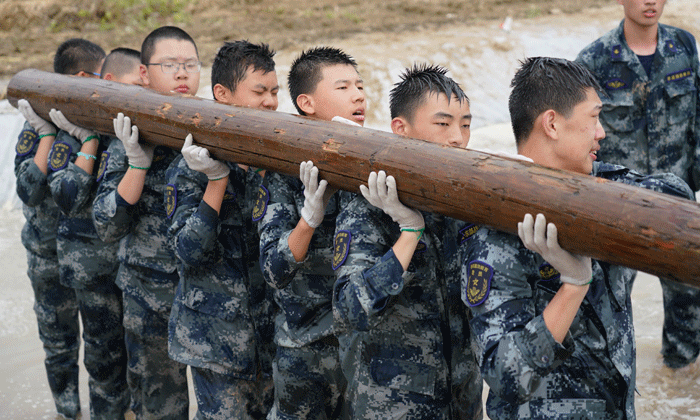暑期軍事夏令營(yíng)生活