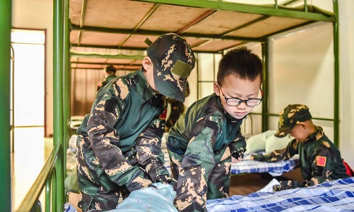 軍事夏令營