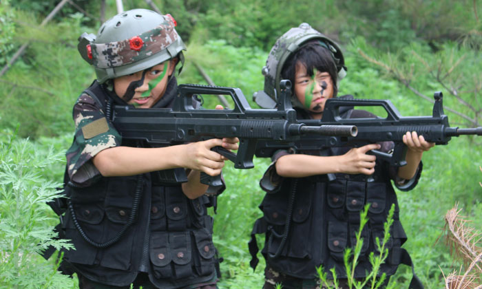 軍事夏令營