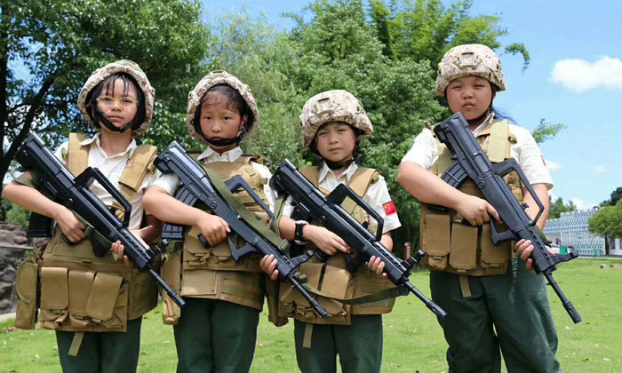 國內(nèi)哪里有軍事夏令營
