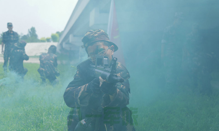 上海暑假軍事夏令營(yíng)