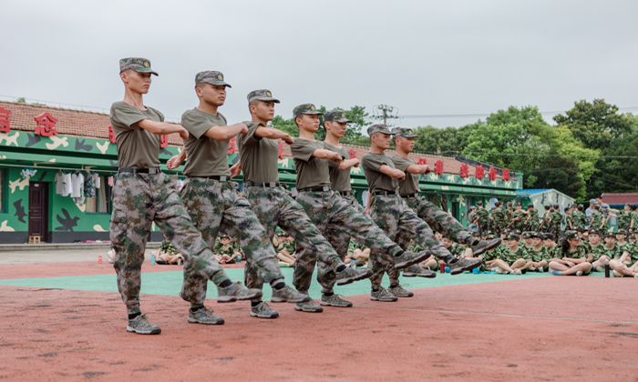 青少年10天軍事冬令營推薦