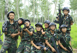 國內(nèi)軍事夏令營師資配比怎么樣