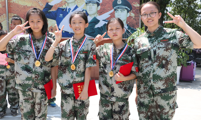 14天小學(xué)生軍事夏令營有哪些