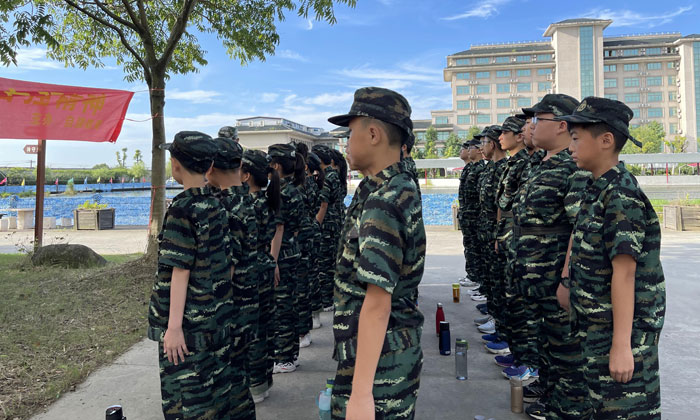 10天小學(xué)生軍事夏令營(yíng)在哪里報(bào)名