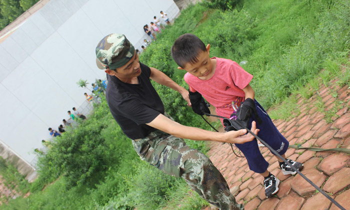 暑期軍事夏令營