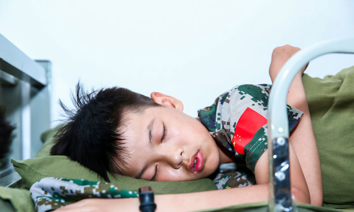 上海青少年軍事夏令營