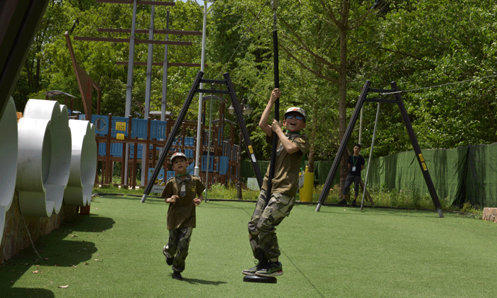 國內(nèi)軍事夏令營.jpg