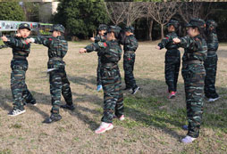 參加軍事夏令營(yíng)大概多少錢？