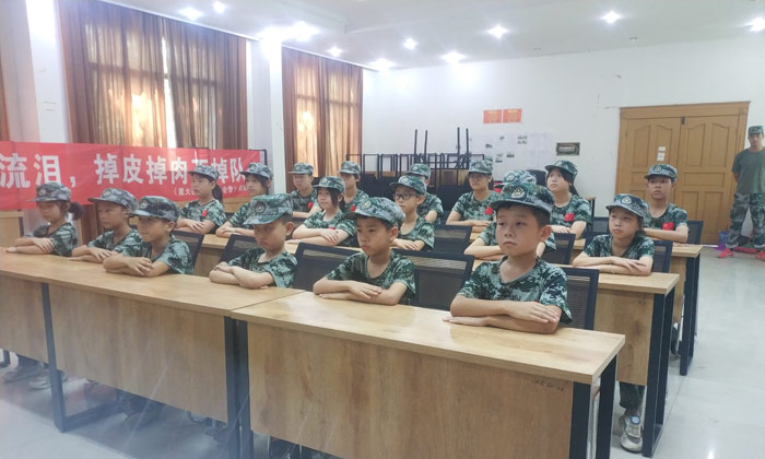 軍訓(xùn)夏令營(yíng)有哪些