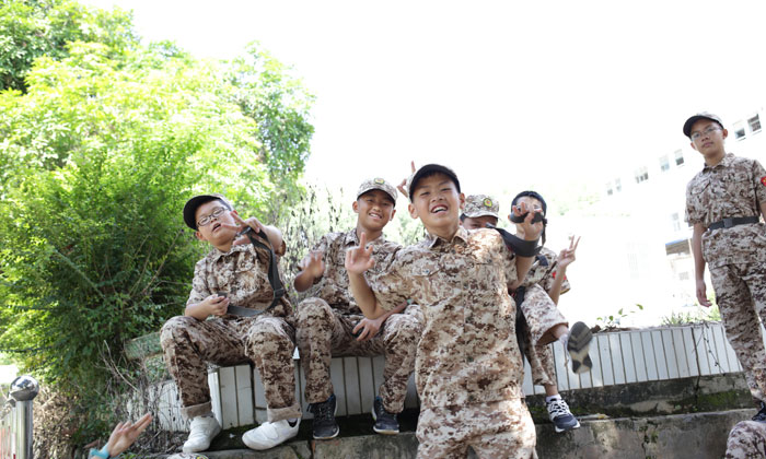 暑假封閉式軍事化訓(xùn)練學(xué)校