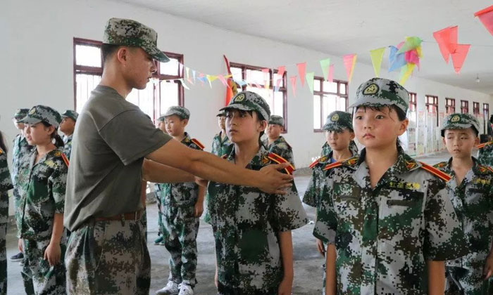 14天青少年軍訓(xùn)夏令營怎么報(bào)名