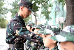 國內(nèi)哪里有口碑好的軍訓(xùn)夏令營
