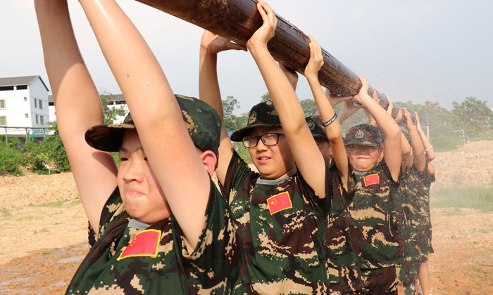 軍訓(xùn)夏令營需要準備哪些