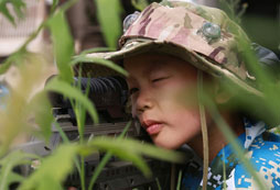 貴陽暑期軍訓(xùn)夏令營培養(yǎng)孩子積極的情懷