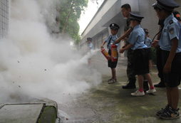 參加廣州警訓(xùn)夏令營要攜帶的物品有哪些？