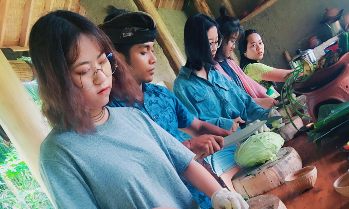 學(xué)習(xí)做巴厘島美食