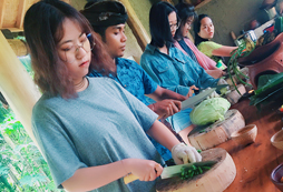 學(xué)習(xí)做巴厘島美食