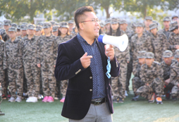 九一同桌拓展夏令營有哪些課程特色？