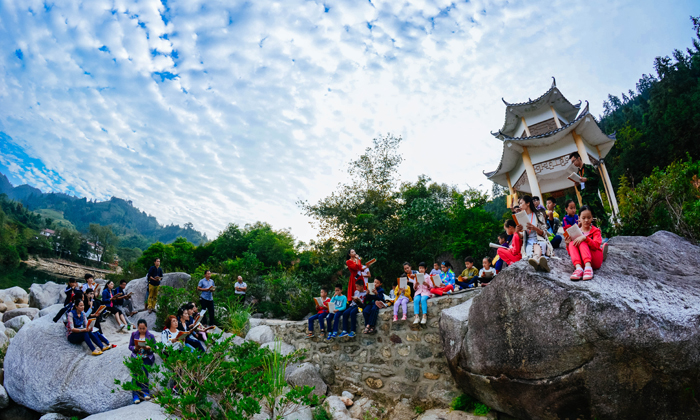 參加領(lǐng)袖特訓(xùn)為孩子未來做好必要的準(zhǔn)備