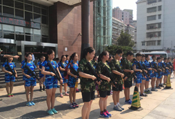 來康定中學(xué)生夏令營(yíng)發(fā)展孩子學(xué)習(xí)能力