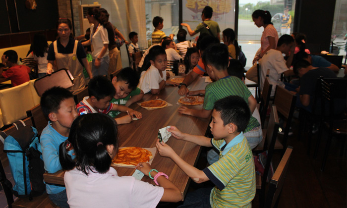 中小學(xué)生參加科技夏令營費(fèi)用包含些什么.jpg