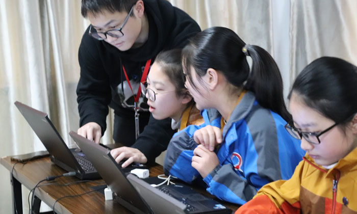國內(nèi)有哪些小學(xué)生科普夏令營