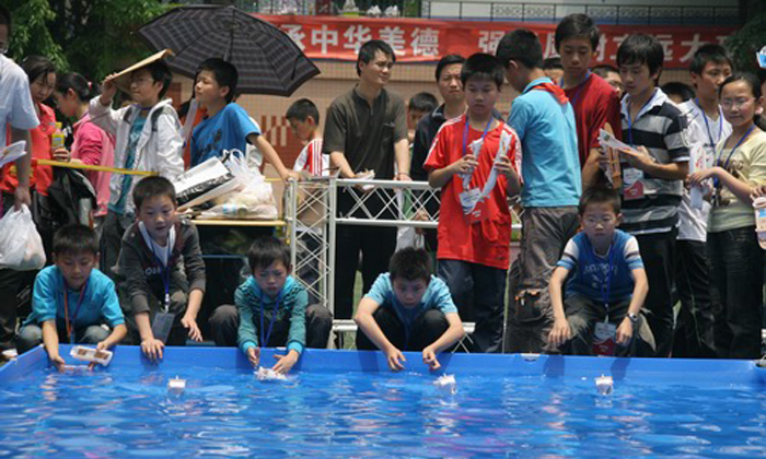科技夏令營合適合適多大孩子參加.jpg