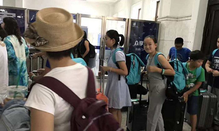參加韓國游學(xué)夏令營讓孩子全方位了解韓國