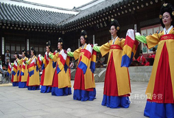 韓國(guó)游學(xué)夏令營(yíng)的費(fèi)用包含哪些？