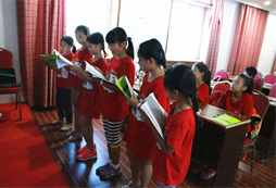 參加外教口語夏令營學(xué)習(xí)最純正的英語口語