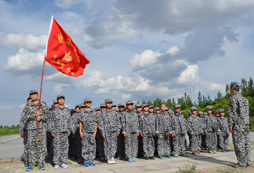 庫爾勒中學(xué)生夏令營幫助孩子樹立信心