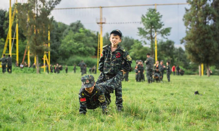 昆明軍訓夏令營多少錢