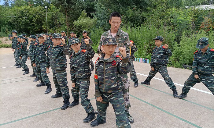 昆明軍事夏令營報名條件有哪些