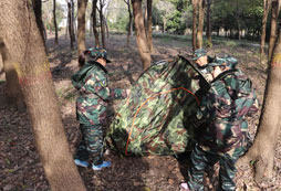 參加昆明暑期軍訓(xùn)夏令營感受對抗的樂趣！